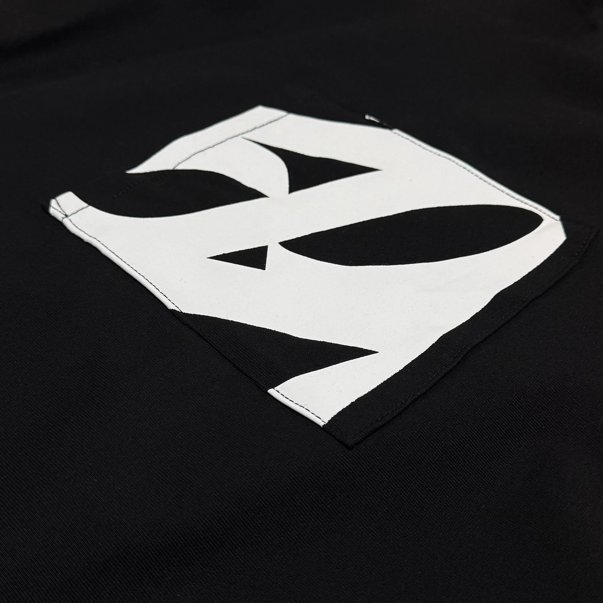 Graffiti "S" - Pocket Tee Heavyweight T-Shirt - Image 3