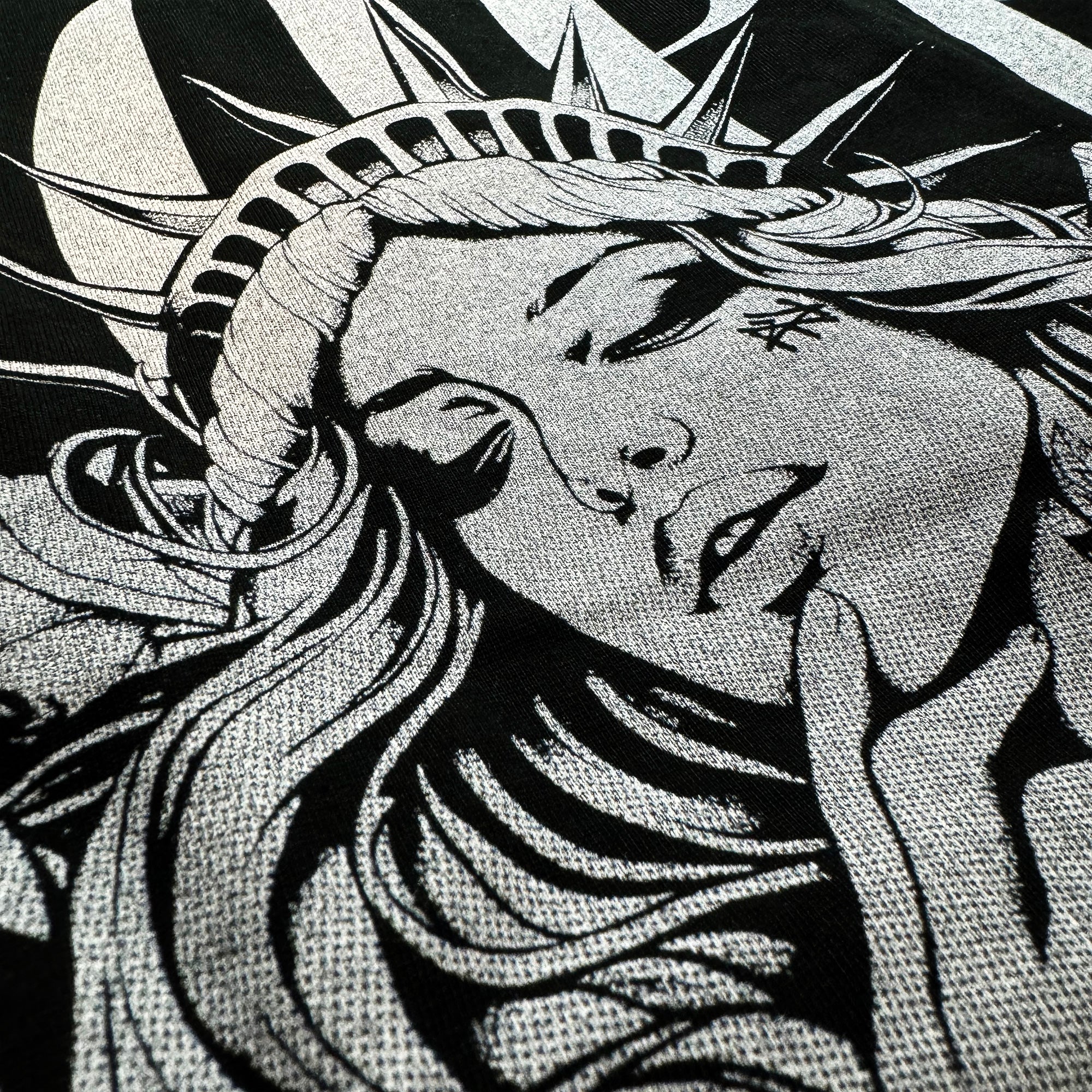 HOPE Statue of Liberty - Heavyweight T-Shirt - Image 4