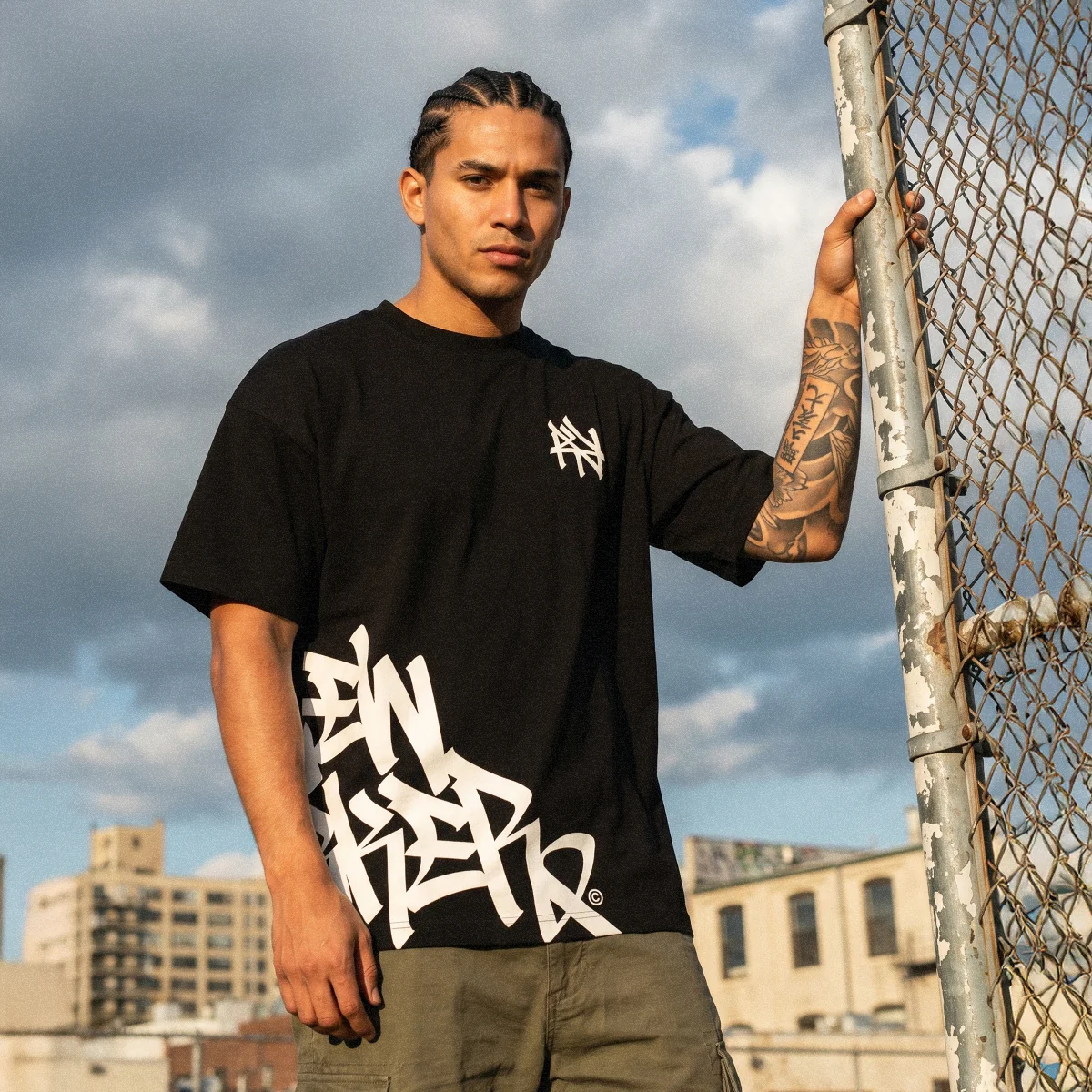 "New Yorker" Graffiti Handstyle - Black Heavyweight T-Shirt - Image 7