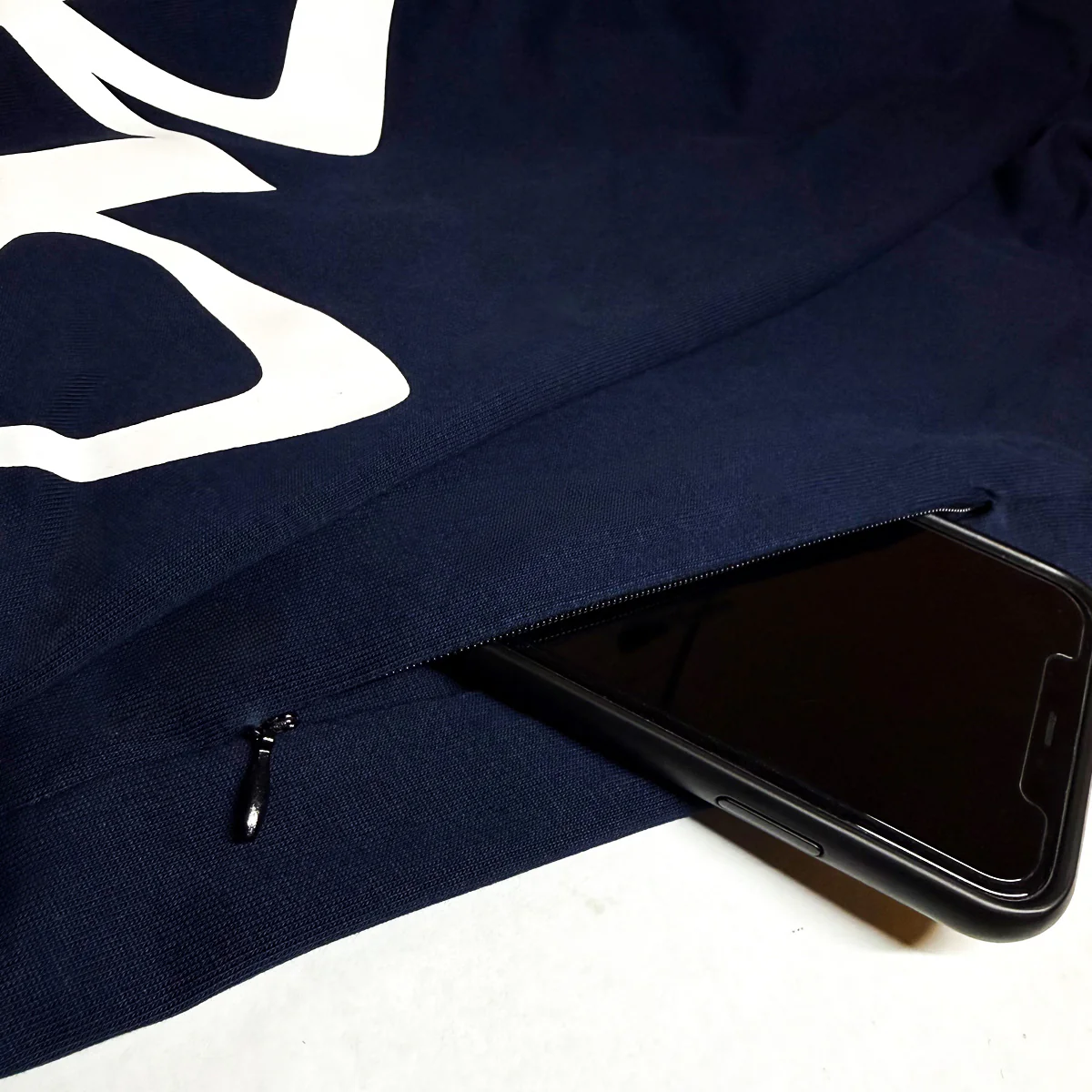 "New Yorker" Graffiti Handstyle - Midnight Navy Blue Heavyweight T-Shirt - Image 3