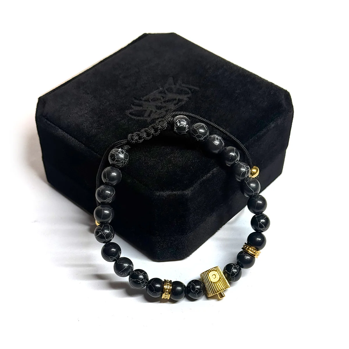 NY Fat Cap Beaded Bracelet - Black and Gold - Image 3