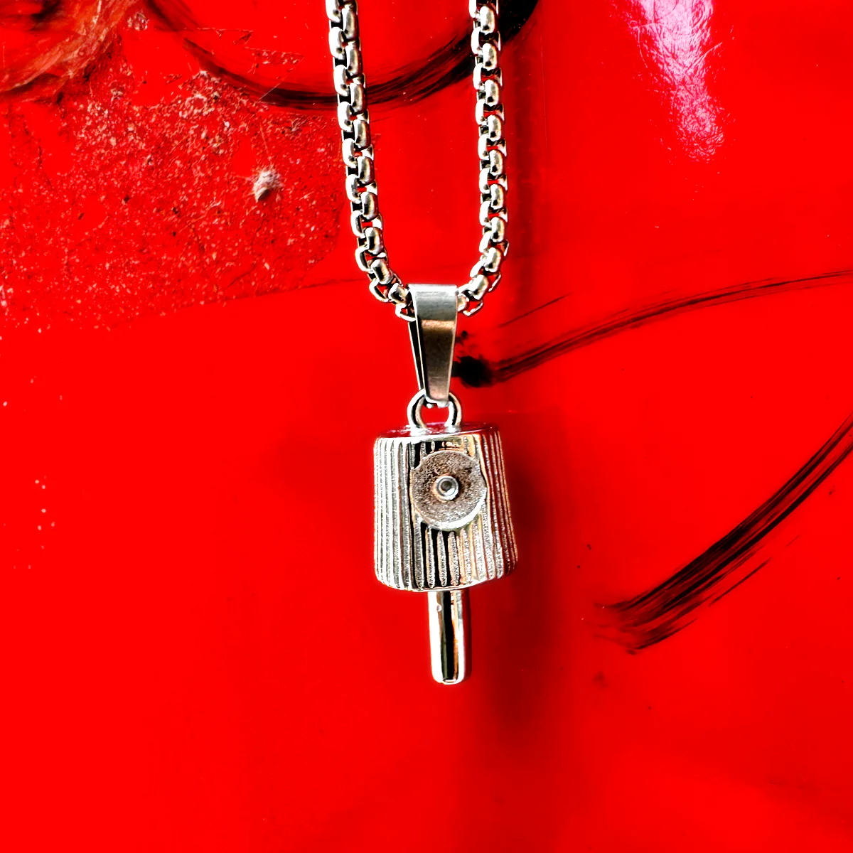 NY Fat Cap Silver Pendant - Box Link Chain Necklace - Image 3